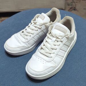 Adidas Hoops 2.0 Women's Shoes Triple White Sz 6 Low Top Lace Up Sneakers B42096